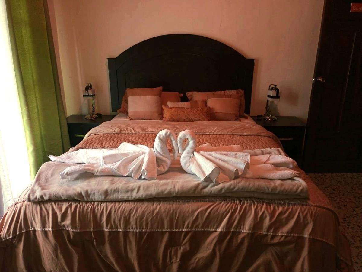 Seven Days Hotel 圣佩德罗苏拉 外观 照片